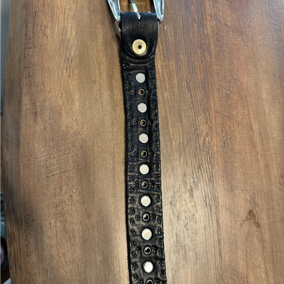 Vintage Sand Castle Belt - Picture 4 of 13